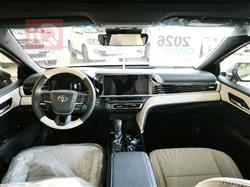 تۆیۆتا کامری